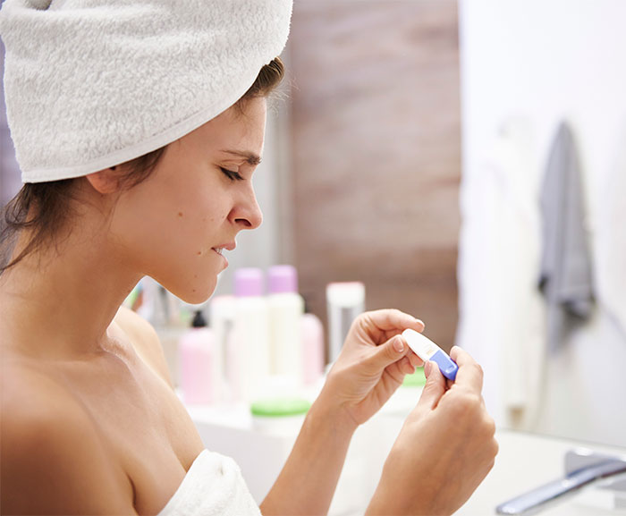 “I Kept It Secret For 25 Years”: Woman Reveals She’s Literally Responsible For Sister’s Birth “I Kept It Secret For 25 Years”: Woman Reveals She’s Literally Responsible For Sister’s Birth