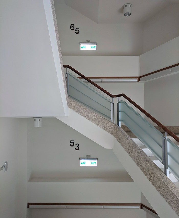 I Have No Idea What Floor I'm On