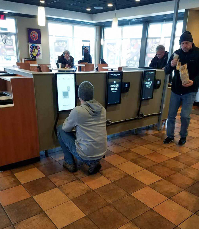 These Taco Bell Self-Serve Kiosks