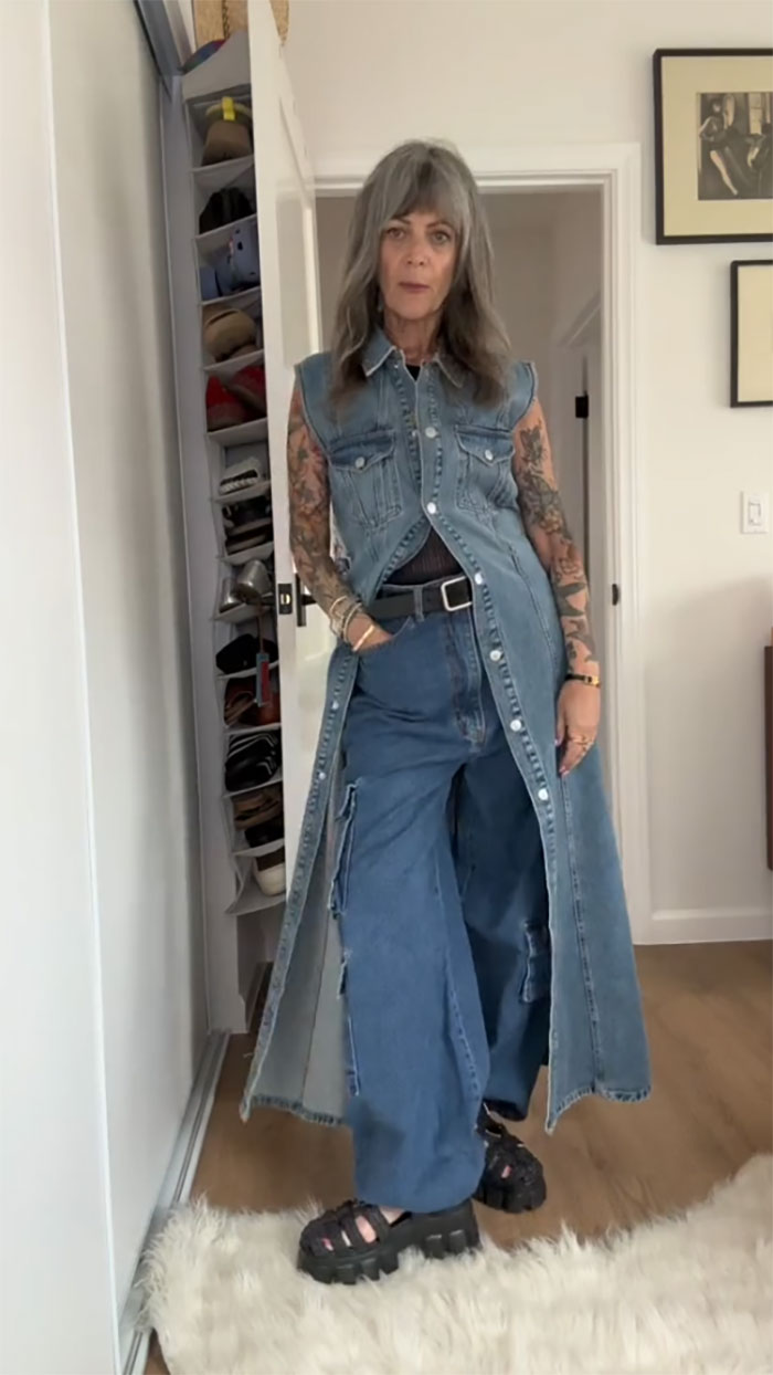 62-Year-Old Woman Shows You Don’t Have To Dress ‘Old’, Goes Viral 62-Year-Old Woman Shows You Don’t Have To Dress ‘Old’, Goes Viral