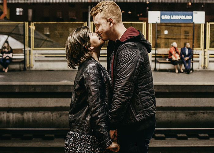 30 Hilariously Relatable Stories Of Men Missing Obvious Hints From Women