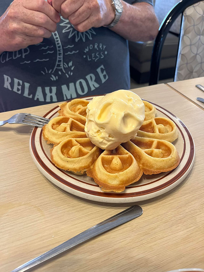 Things-With-Faces-Pics