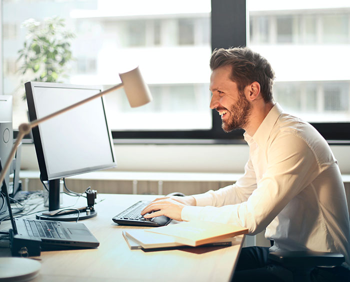 Woman Becomes The Top Performer In A New Company, Drops To Bare Minimum After Being Investigated