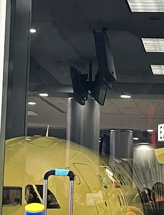 I Was Going On A Family Cruise Trip. Flight Got Delayed Three Times, And After All That, The Flight Got Canceled. Now We Missed The Cruise, And Waited At The Airport For 7 Hours