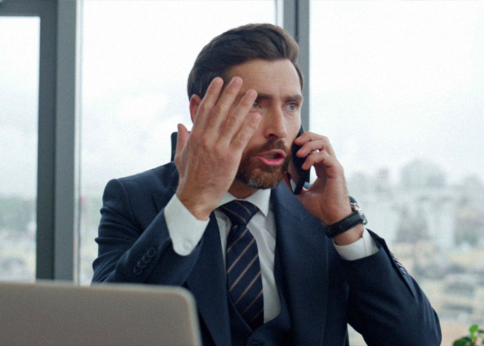 “He Loved To Micromanage”: Worker Teaches Boss A Lesson After Latest Demand Gets Him Fired “He Loved To Micromanage”: Worker Teaches Boss A Lesson After Latest Demand Gets Him Fired