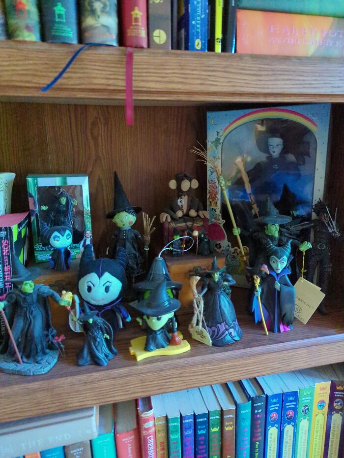 My Very Dusty Witchies