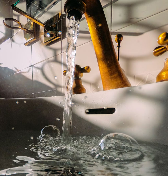 30 Things Europeans Do That Leave Americans Raising Their Eyebrows