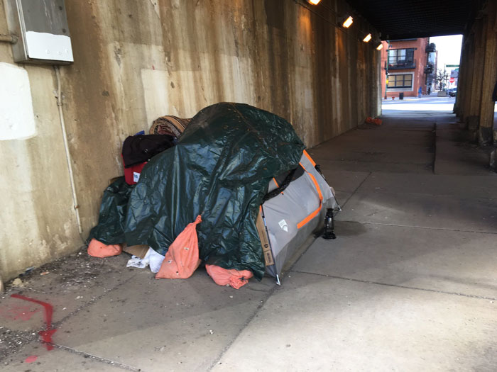 Man Takes In Homeless Brother Against Wife&rsquo;s Wishes, She Leaves Him To Deal With Lice Alone