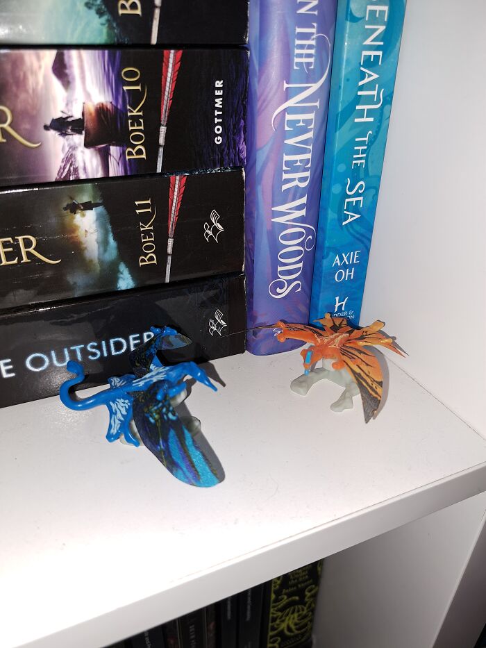 I Have A Toruk And Jake's Ikran Toy From Kinder Surprise Eggs