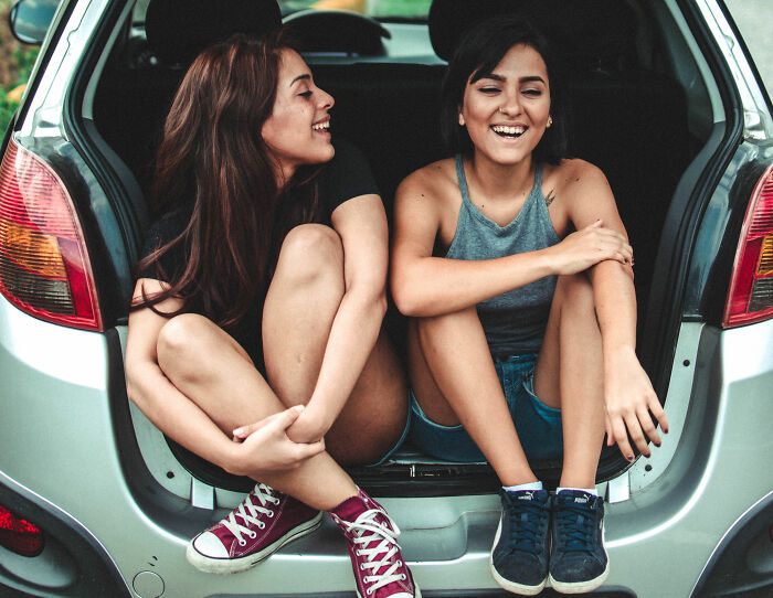 37 Random Stories Of Coworkers Displaying Unhinged Behavior, As Shared Online