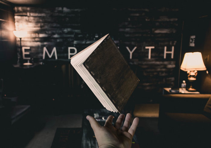 "¿Por qué razón despidieron a ese profesor de tu escuela?": 20 respuestas