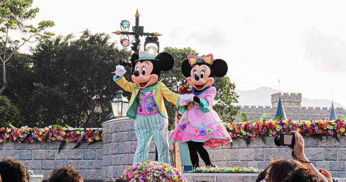 Angry Dad Shares What He Spent On Disneyland, Warns Others To Never Go