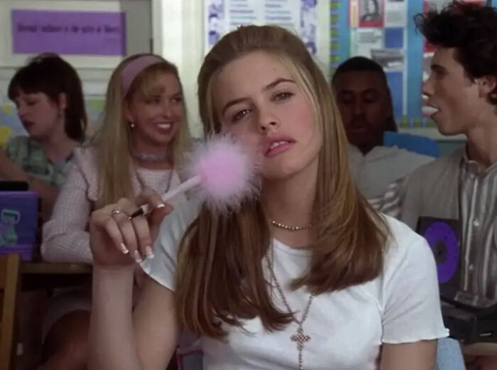 43 Actors’ Looks That Have Gone Down As Legendary, As Shared Online