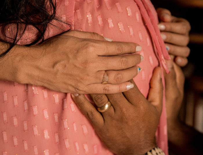 Woman Is Offended After She Is Hit Back With “You Too” After Calling A Pregnant Woman “Huge” Woman Is Offended After She Is Hit Back With “You Too” After Calling A Pregnant Woman “Huge”