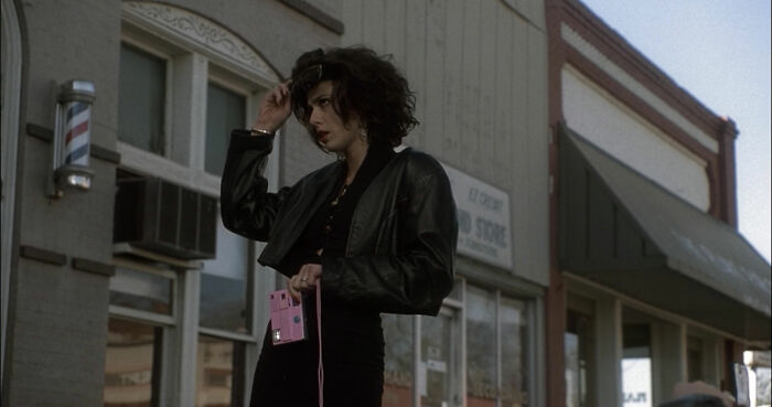 43 Actors’ Looks That Have Gone Down As Legendary, As Shared Online