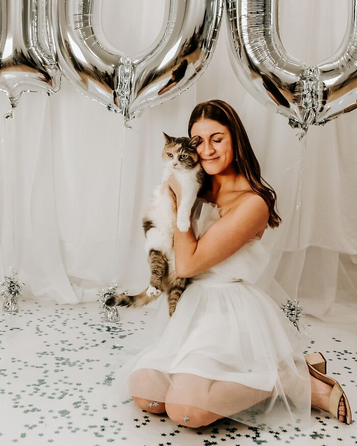 Angela Rafuse Is A Founder Of &lsquo;My Grandfather&rsquo;s Cat Charity&rsquo;, Helping Seniors To Rehome Their Pets