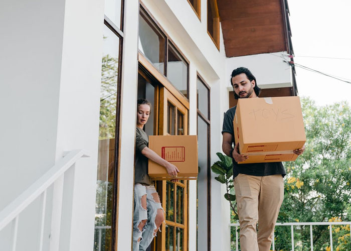 Landlord Keeps Entering Apartment Pretending To Fix Things And Covering Cameras, Tenant Calls Cops Landlord Keeps Entering Apartment Pretending To Fix Things And Covering Cameras, Tenant Calls Cops