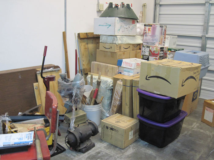 Woman Inherits Her Childhood Home, Leaves Abusive Dad And Witch Stepmom In A Decrepit RV