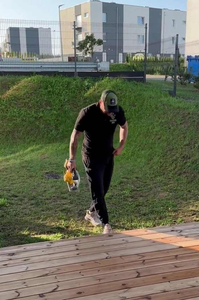 Builder Destroys Beautifully Done Terrace After Client Didn't Pay For It For Over 3 Weeks Builder Destroys Beautifully Done Terrace After Client Didn't Pay For It For Over 3 Weeks