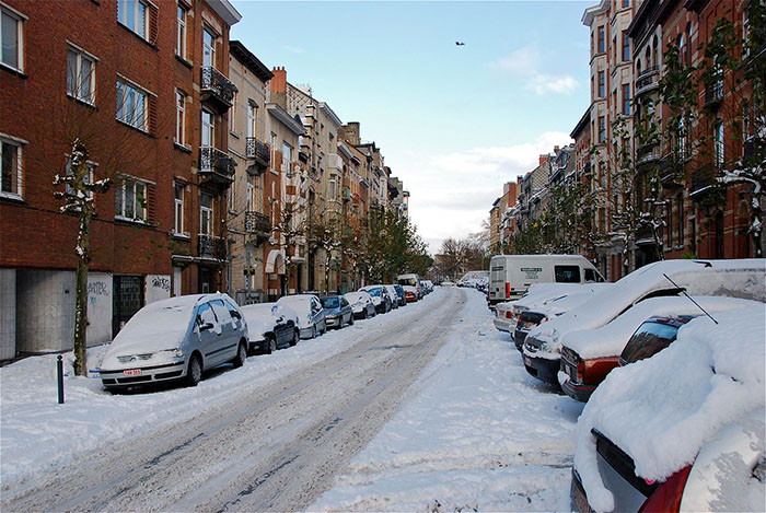 Teen Blows Off Arrogant Neighbor Demanding She Do Her Errands As &lsquo;Punishment&rsquo; For Waking Her Baby