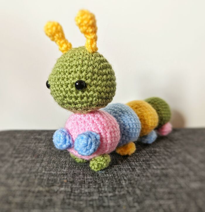 Can't Put The Hooks Down Now! But... Little Arms, Or A Pair Of Boobs? 😂