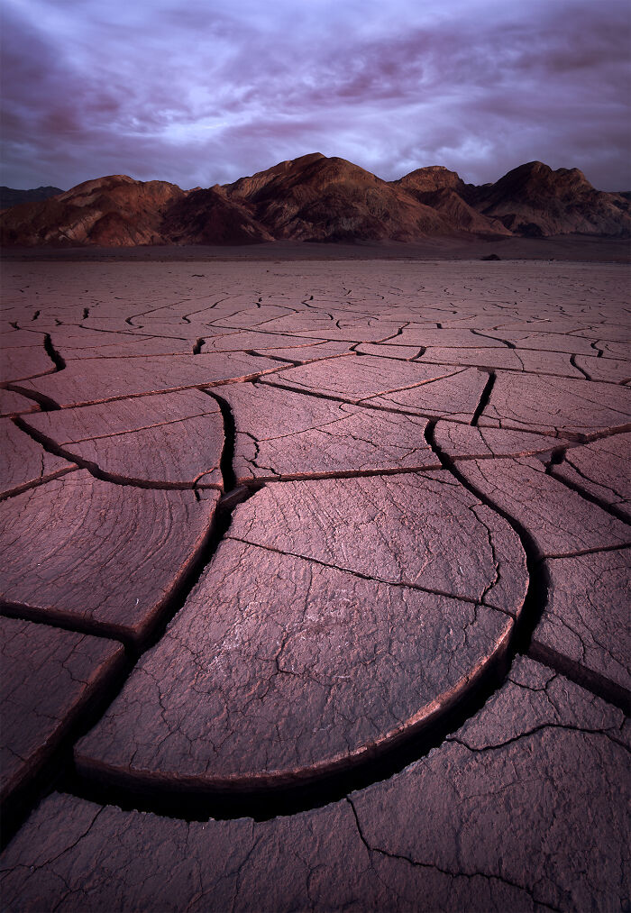 These Mud Cracks In The Mojave Desert Were Pretty Cool