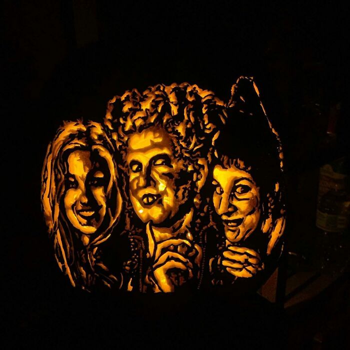 Friend’s Hocus Pocus Pumpkin Carving