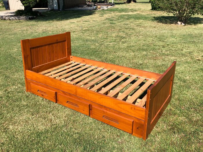 I Took A Photo Of This Bed Frame I'm Selling And The Angle I Took The Photo At Doesn't Show Any Shadows So It Looks Like A Photoshopped Image Of A Bed