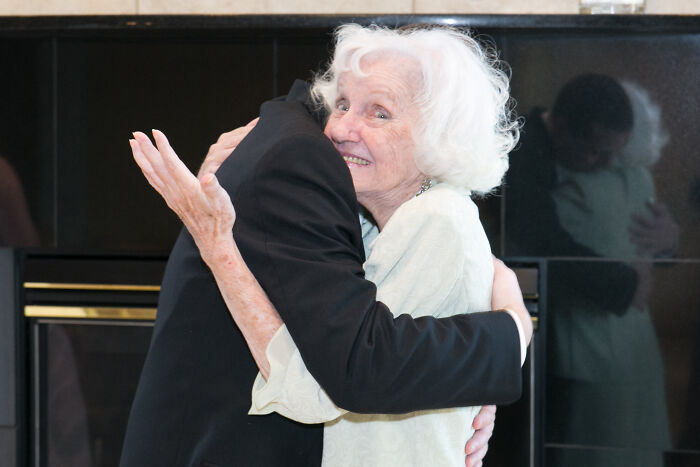 My Grandma With Alzheimer's At My Wedding; She Asked - "Where's The Body?"