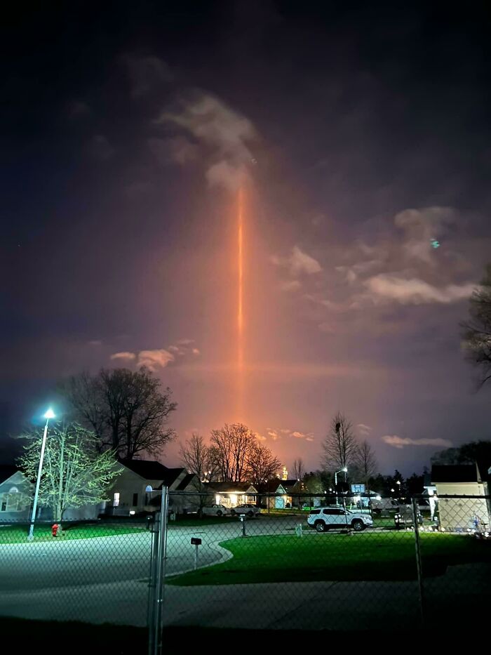 A Light Pillar