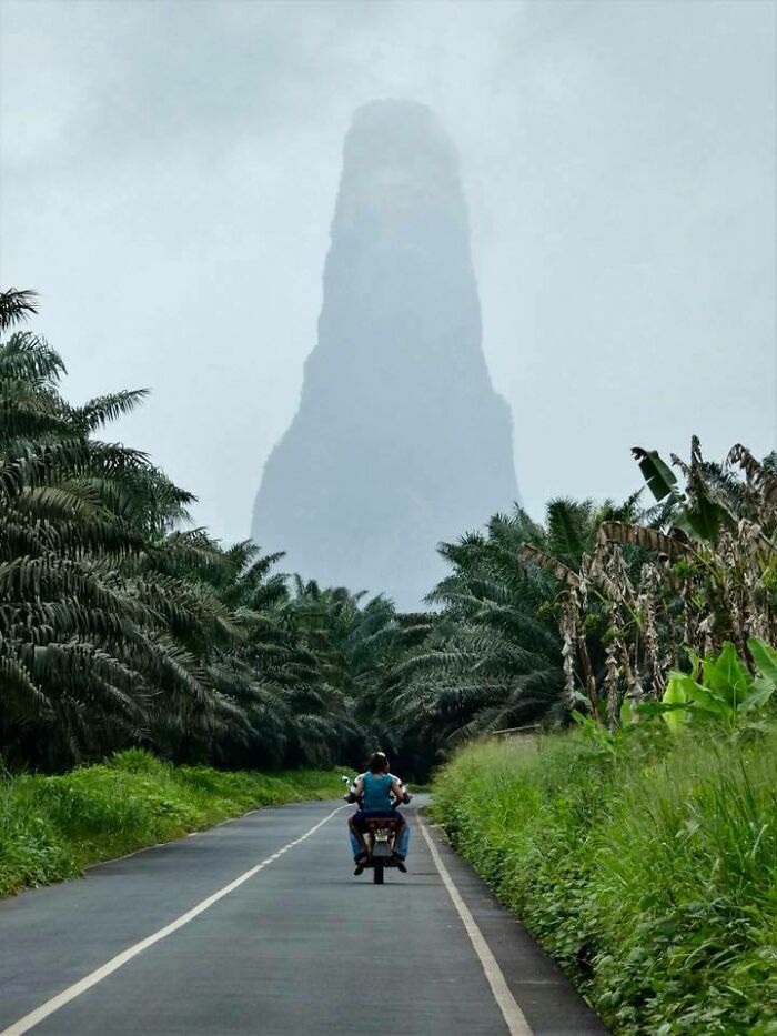 Cao Grande Peak Looks Unreal