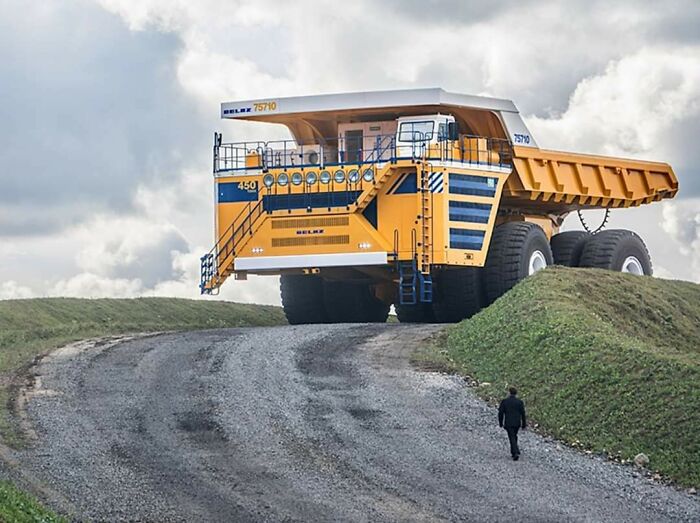 The Belaz 75710, The World Largest Dumper