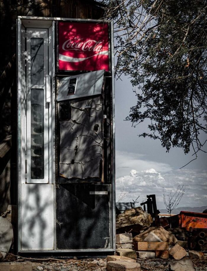 Vintage Soda Machine In An Abandoned Desert Town In Nevada