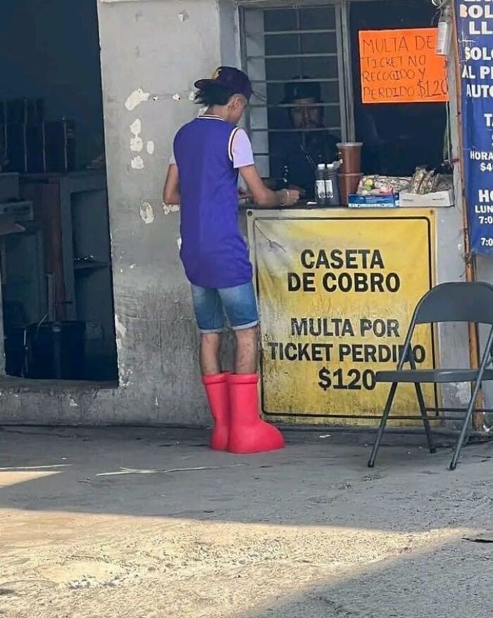 Weird-Pics-Outrebizarre