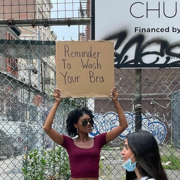 Funny-Dudette-With-Sign