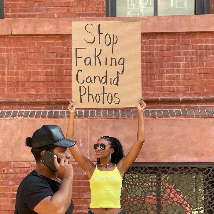 Funny-Dudette-With-Sign