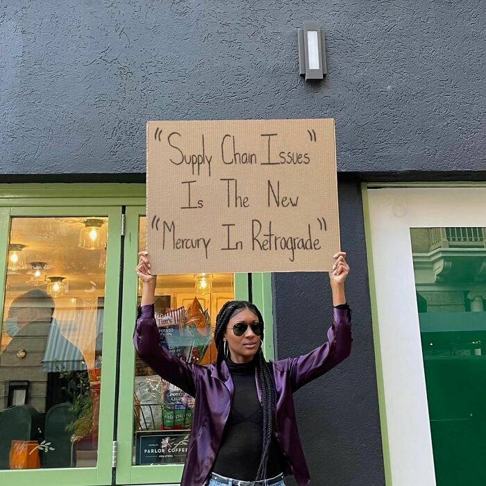 Funny-Dudette-With-Sign