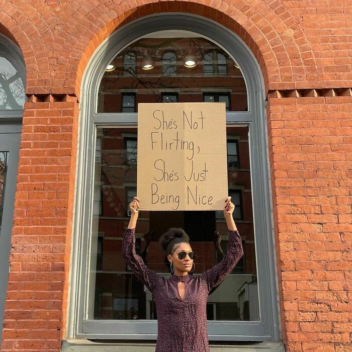 Funny-Dudette-With-Sign