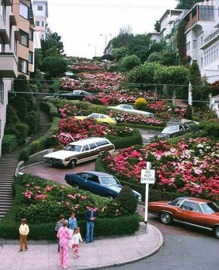 San Francisco's Lombard Street In 1975