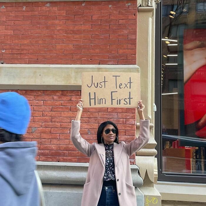 Funny-Dudette-With-Sign