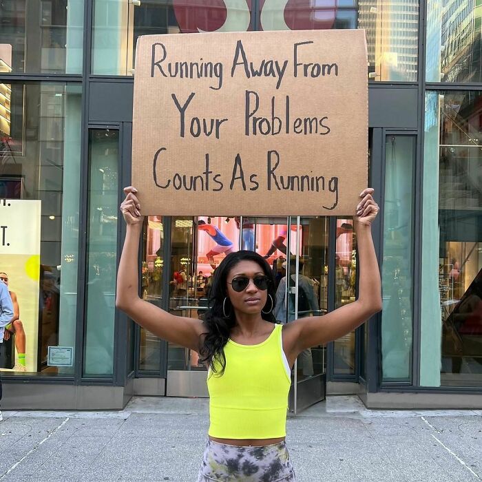 Funny-Dudette-With-Sign