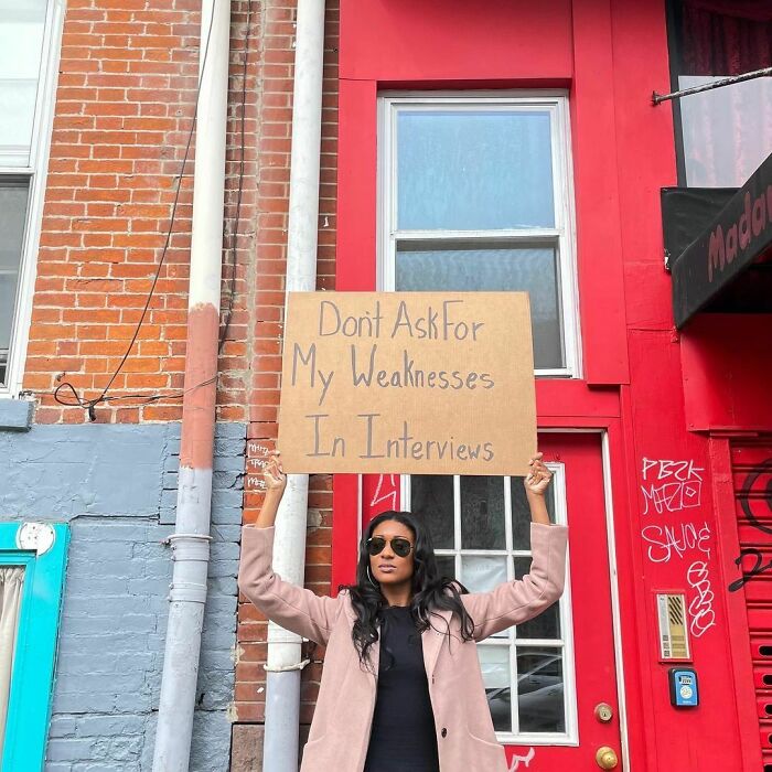 Funny-Dudette-With-Sign