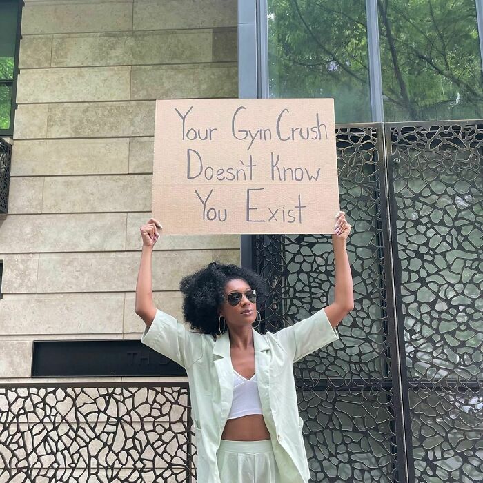 Funny-Dudette-With-Sign