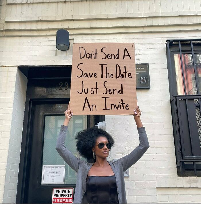 Funny-Dudette-With-Sign