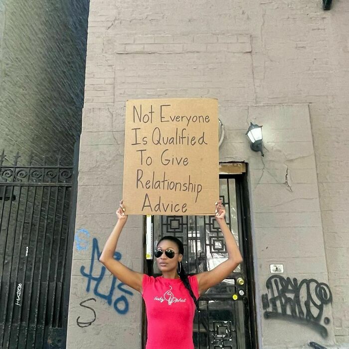 Funny-Dudette-With-Sign