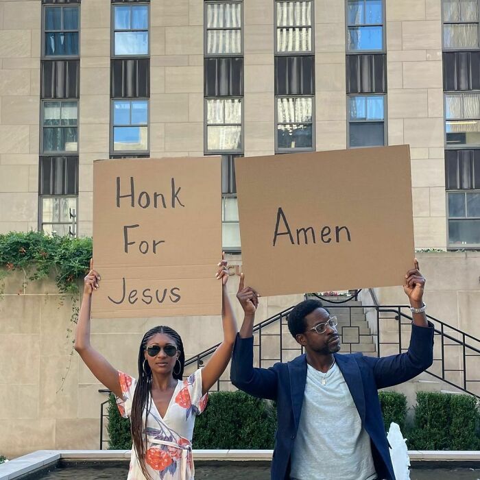 Funny-Dudette-With-Sign