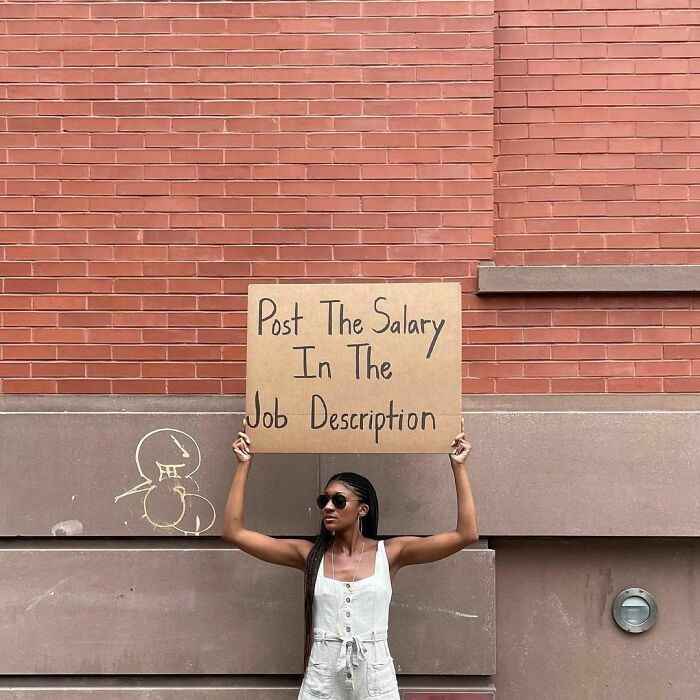 Funny-Dudette-With-Sign