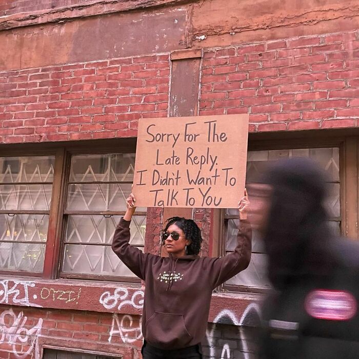 Funny-Dudette-With-Sign