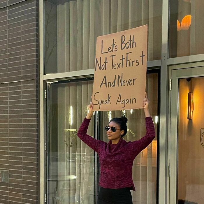 Funny-Dudette-With-Sign