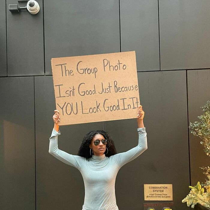 Funny-Dudette-With-Sign